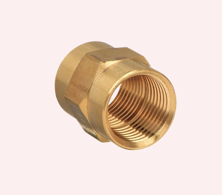 Full and Half Coupling Brass Fittings for Pipe Joining, Forged Threaded Couplings Socket Weld for Secure Connections in Industrial Plumbing and High-Pressure Lines
